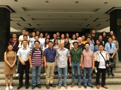 是以美国研究为从的跨学科学生学术
